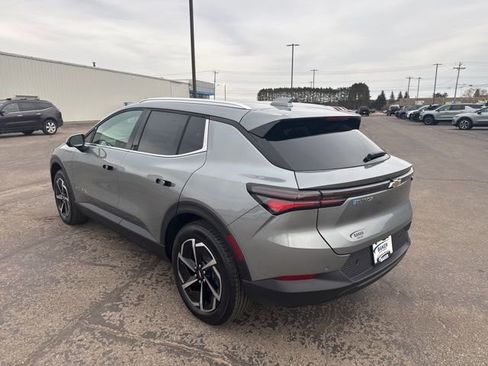 New 2026 Chevrolet Equinox EV LT FWD image 5
