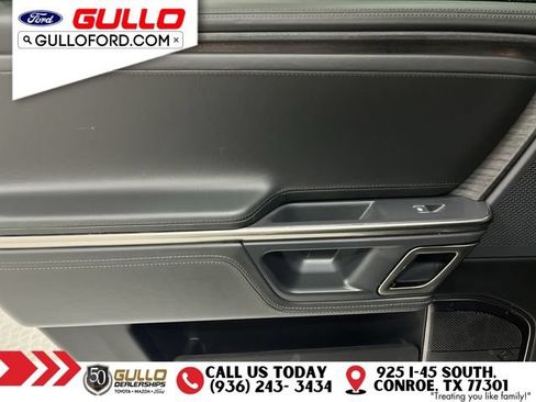 Used 2024 Rivian R1S Adventure AWD/4WD image 17