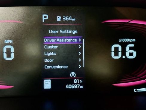 Used 2023 Kia Soul LX w/ LX Technology Package FWD image 13
