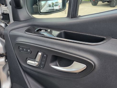Used 2019 Mercedes-Benz Sprinter 170 image 69