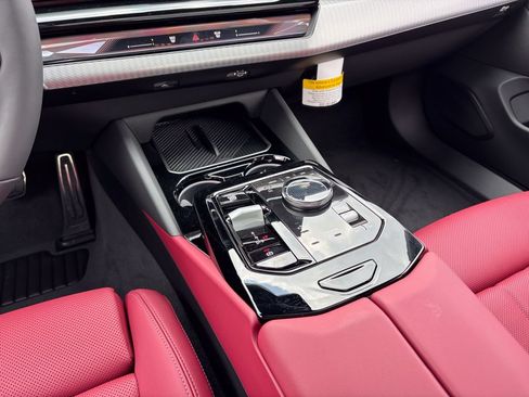 New 2027 BMW 530i xDrive AWD/4WD image 25
