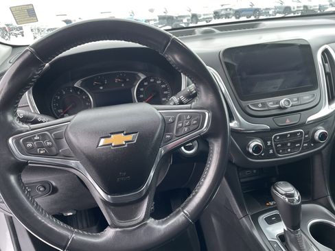 Used 2019 Chevrolet Equinox Premier image 10
