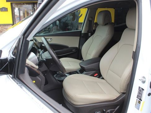 Used 2018 Hyundai Santa Fe Sport AWD/4WD image 10