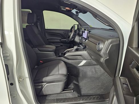 Used 2024 Chevrolet Colorado W/T w/ Safety Package image 38