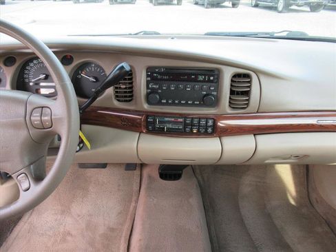 Used 2005 Buick Le Sabre Custom image 20