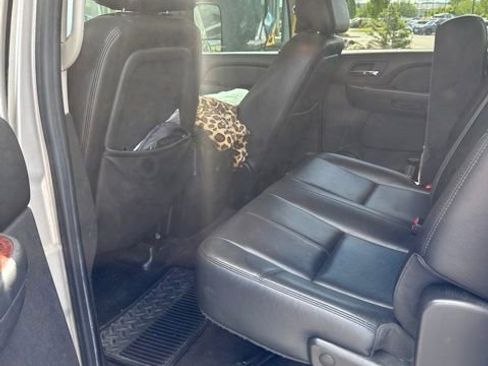 Used 2009 Chevrolet Silverado 3500 LTZ AWD/4WD image 9