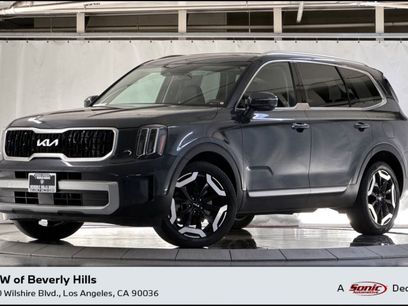 Used 2023 Kia Telluride EX w/ EX Captain's Chair Package