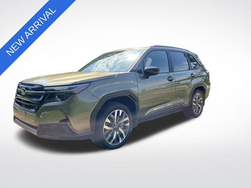 Used 2026 Subaru Forester Touring AWD/4WD image 7