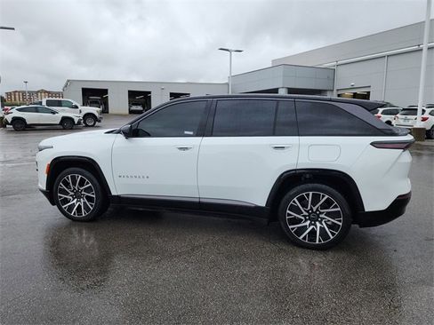 Used 2025 Jeep Wagoneer S Limited image 7