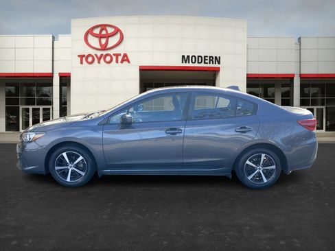 Used 2022 Subaru Impreza 2.0i Premium image 2