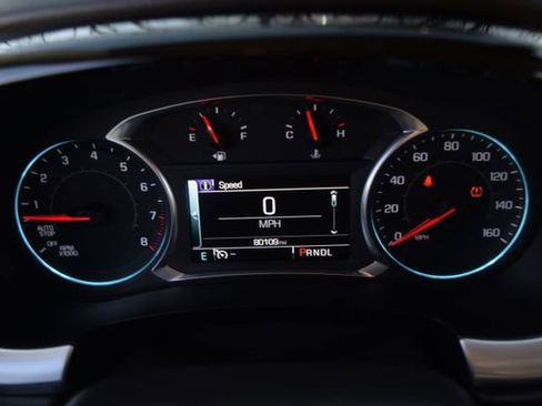 Used 2019 Chevrolet Traverse LT AWD/4WD image 3