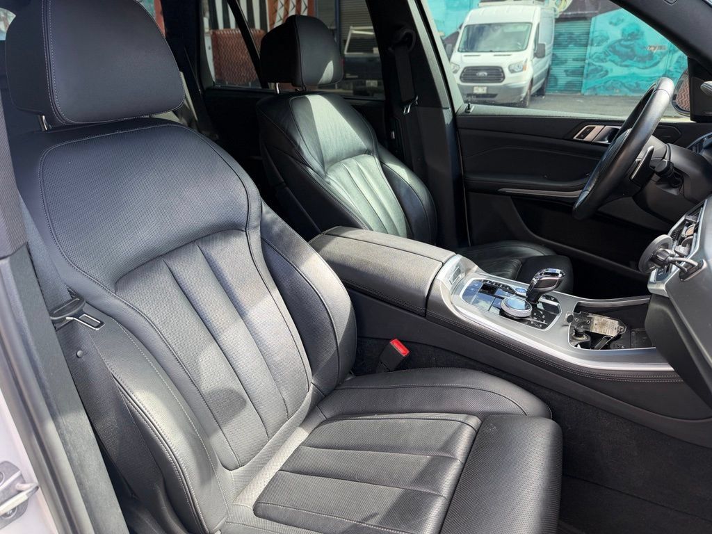 Used 2021 BMW X5 M50i w/ Executive Package AWD/4WD image 8