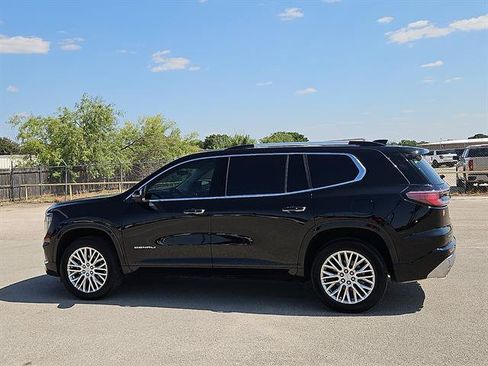 Used 2026 GMC Acadia Denali FWD image 2