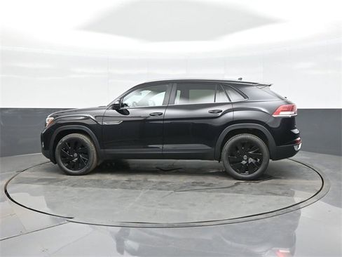 New 2026 Volkswagen Atlas Cross Sport SE image 4