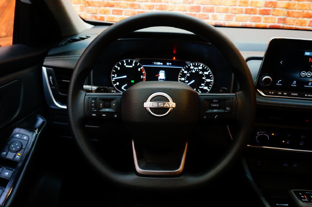 Certified 2025 Nissan Rogue S AWD/4WD image 11