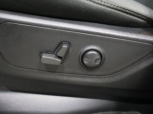 Used 2022 RAM 1500 Big Horn image 12