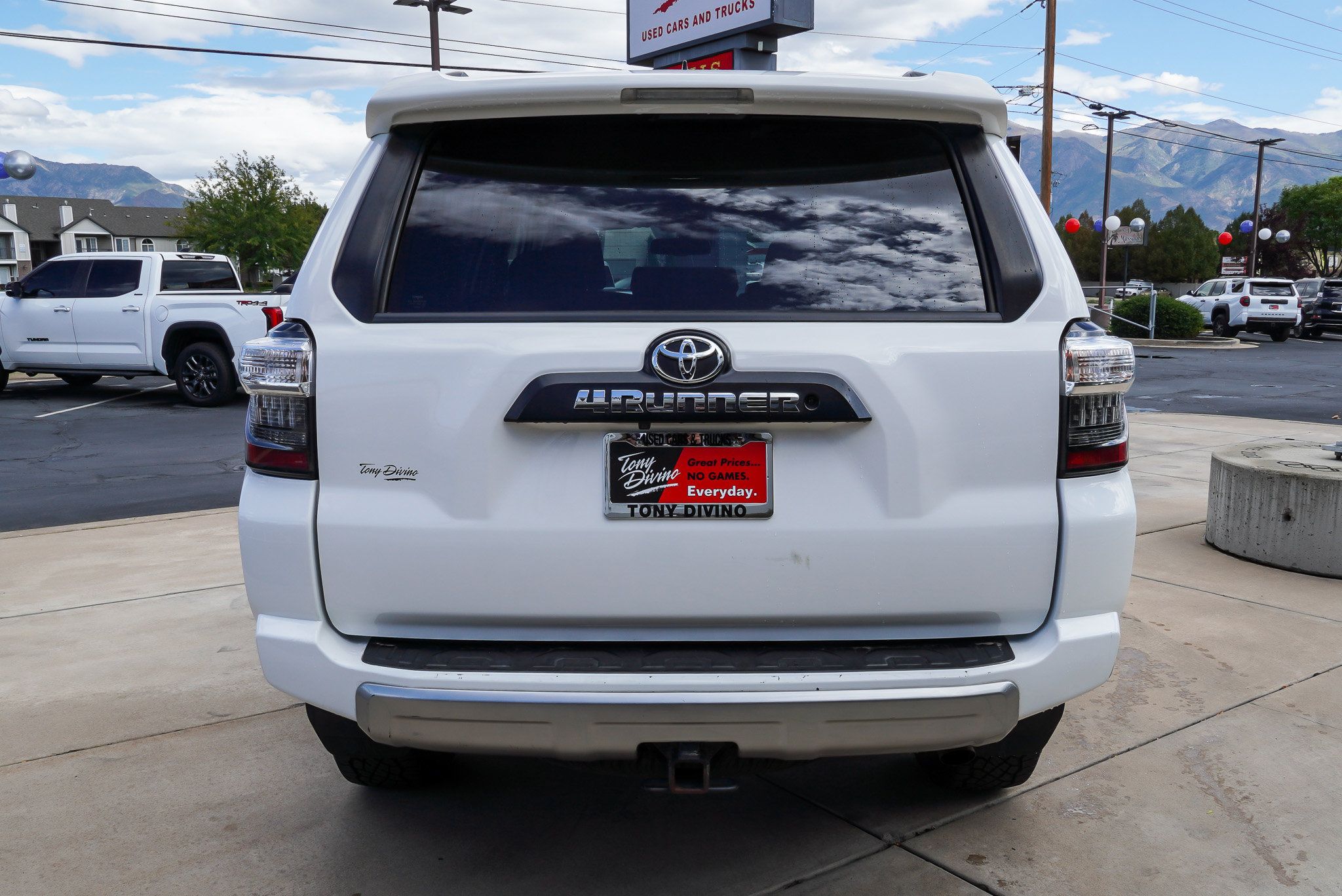 Used 2020 Toyota 4Runner TRD Off-Road AWD/4WD image 7