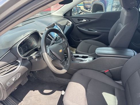 Used 2025 Chevrolet Malibu LT image 6