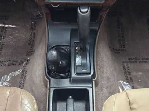 Used 1997 Toyota 4Runner Limited image 27