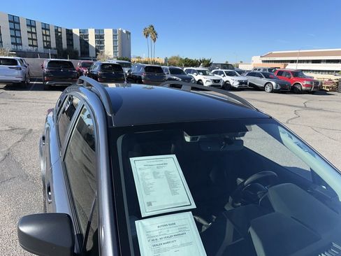 Used 2023 Subaru Crosstrek 2.0i image 11