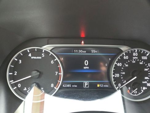 Used 2021 Nissan Sentra SR image 25