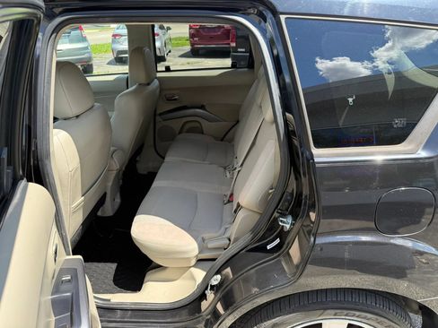 Used 2009 Mitsubishi Outlander XLS FWD image 9