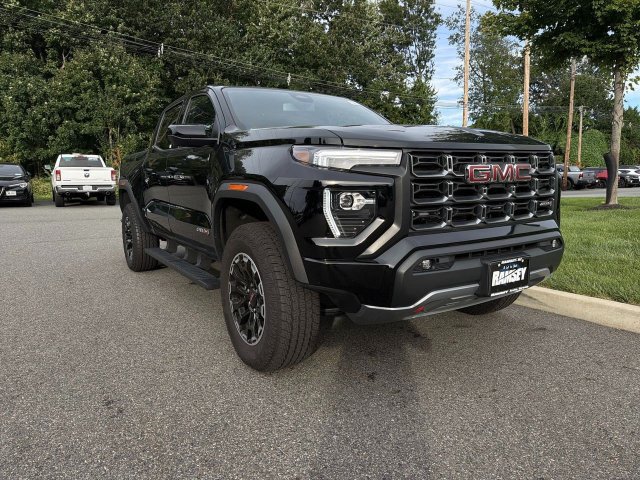 Used 2026 GMC Canyon AT4 AWD/4WD image 2