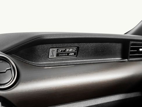 Used 2018 Ford Mustang Shelby GT350 w/ Electronics Package image 34