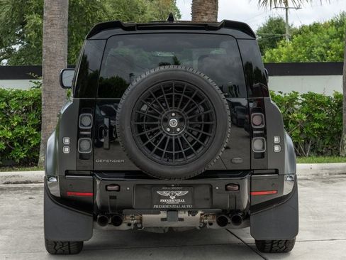 Used 2023 Land Rover Defender 110 AWD/4WD image 6