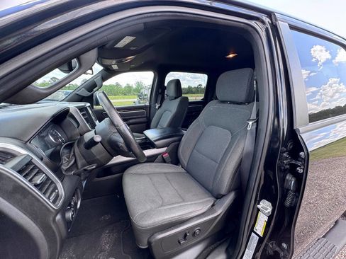 Used 2019 RAM 1500 Big Horn image 13