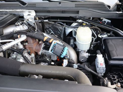 Used 2016 GMC Sierra 2500 Denali w/ Duramax Plus Package AWD/4WD image 40