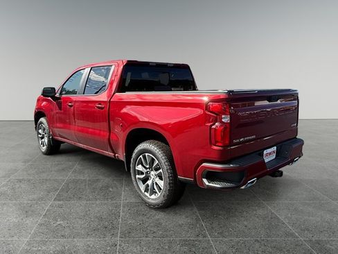 Used 2025 Chevrolet Silverado 1500 RST AWD/4WD image 3