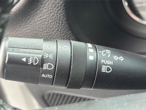 Used 2017 Jeep Wrangler Unlimited Sahara w/ Connectivity Group image 17