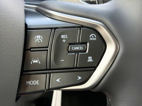 Used 2026 Lexus IS 350 F Sport w/ Accessory Package Z1 RWD image 27