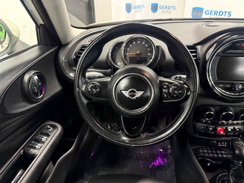 Used 2016 MINI Cooper Clubman FWD image 10