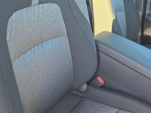 Used 2026 Nissan Sentra SV w/ SV Convenience Package FWD image 7