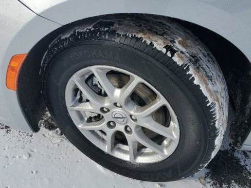 Certified 2024 Chrysler Pacifica Touring-L image 3