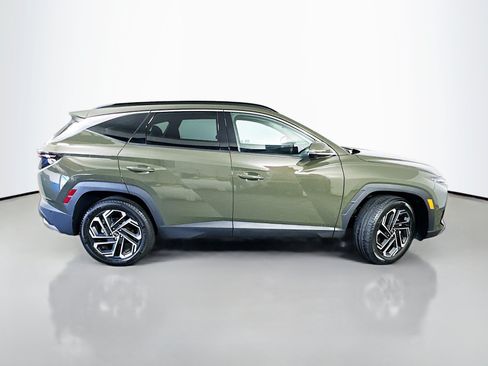 Used 2025 Hyundai Tucson Limited AWD/4WD image 8