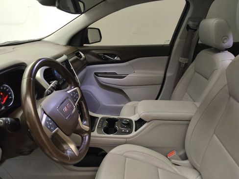 Used 2020 GMC Acadia SLT w/ Premium Package FWD image 17