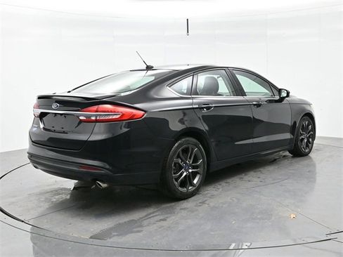 Used 2018 Ford Fusion S w/ Equipment Group 101A image 7
