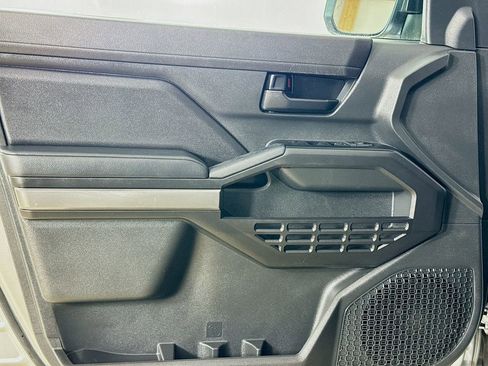 Certified 2024 Toyota Tacoma SR5 image 9