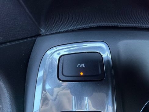 Used 2019 Chevrolet Equinox LT AWD/4WD image 28