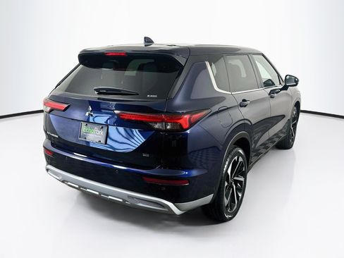 Used 2024 Mitsubishi Outlander SE AWD/4WD image 9