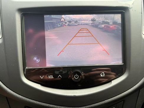 Used 2016 Chevrolet Trax LS FWD image 25