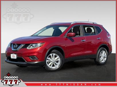 Used 2016 Nissan Rogue SV w/ SV Premium Package