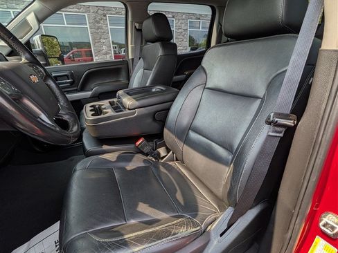 Used 2019 Chevrolet Silverado 2500 LTZ w/ Duramax Plus Package AWD/4WD image 18