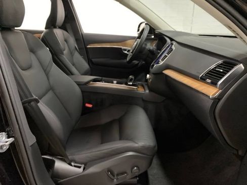 Used 2024 Volvo XC90 T8 Plus w/ Protection Package Premier AWD/4WD image 28