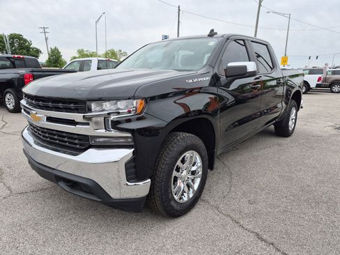 Used 2021 Chevrolet Silverado 1500 LT AWD/4WD image 36