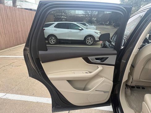 Used 2018 Audi Q7 2.0T Premium Plus w/ Premium Plus Package image 44