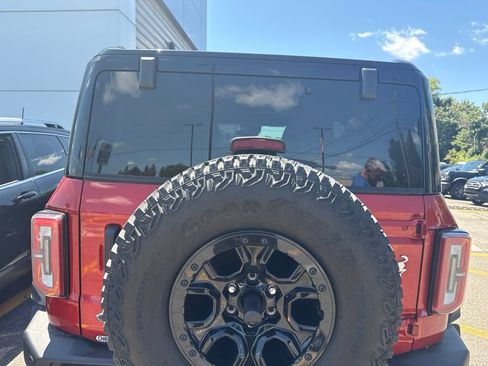 Used 2024 Ford Bronco Wildtrak AWD/4WD image 6